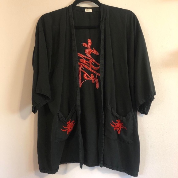 Robe - Picture 1 of 3